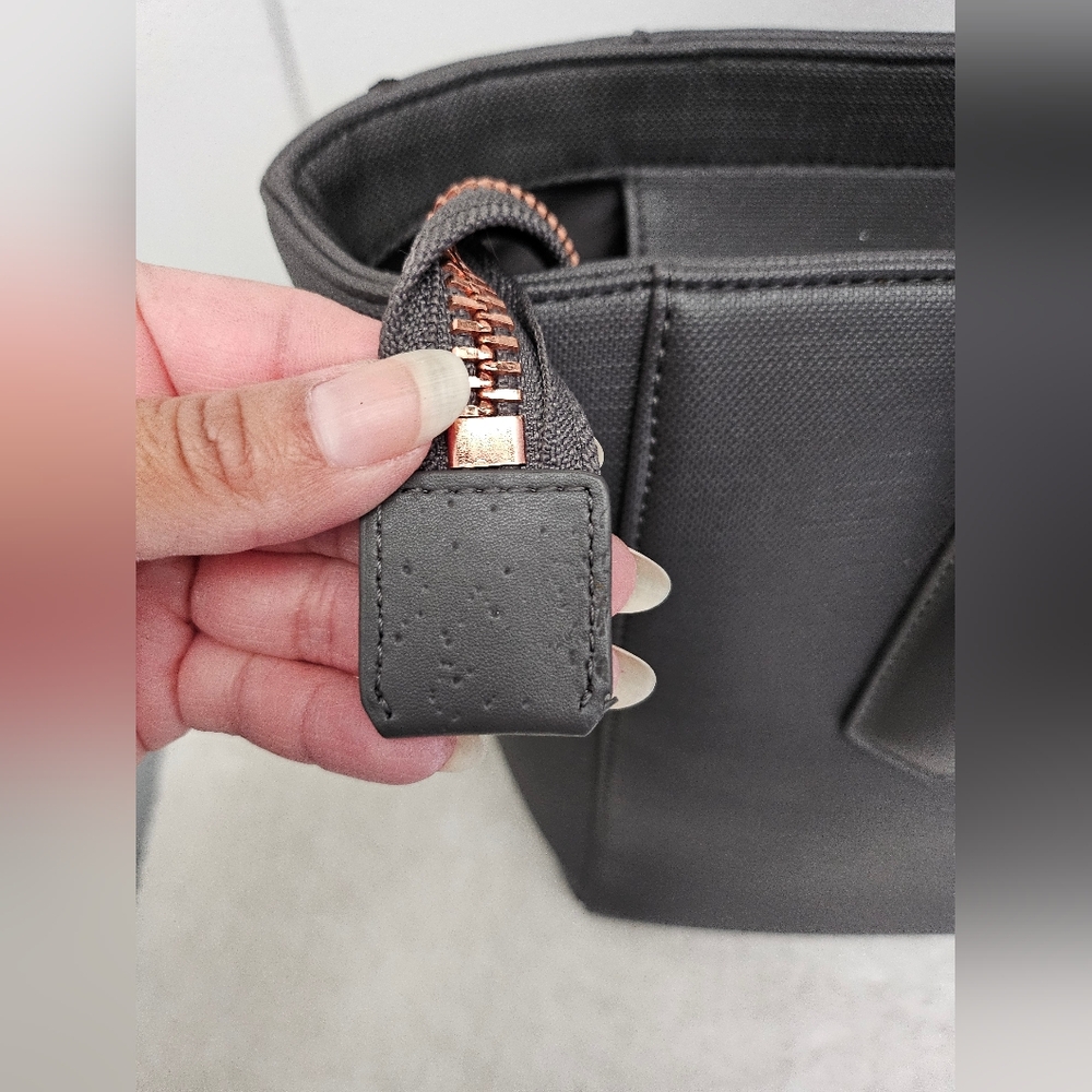 Dagne Dover Signature Tote Graphite Legend - Picture 17 of 17